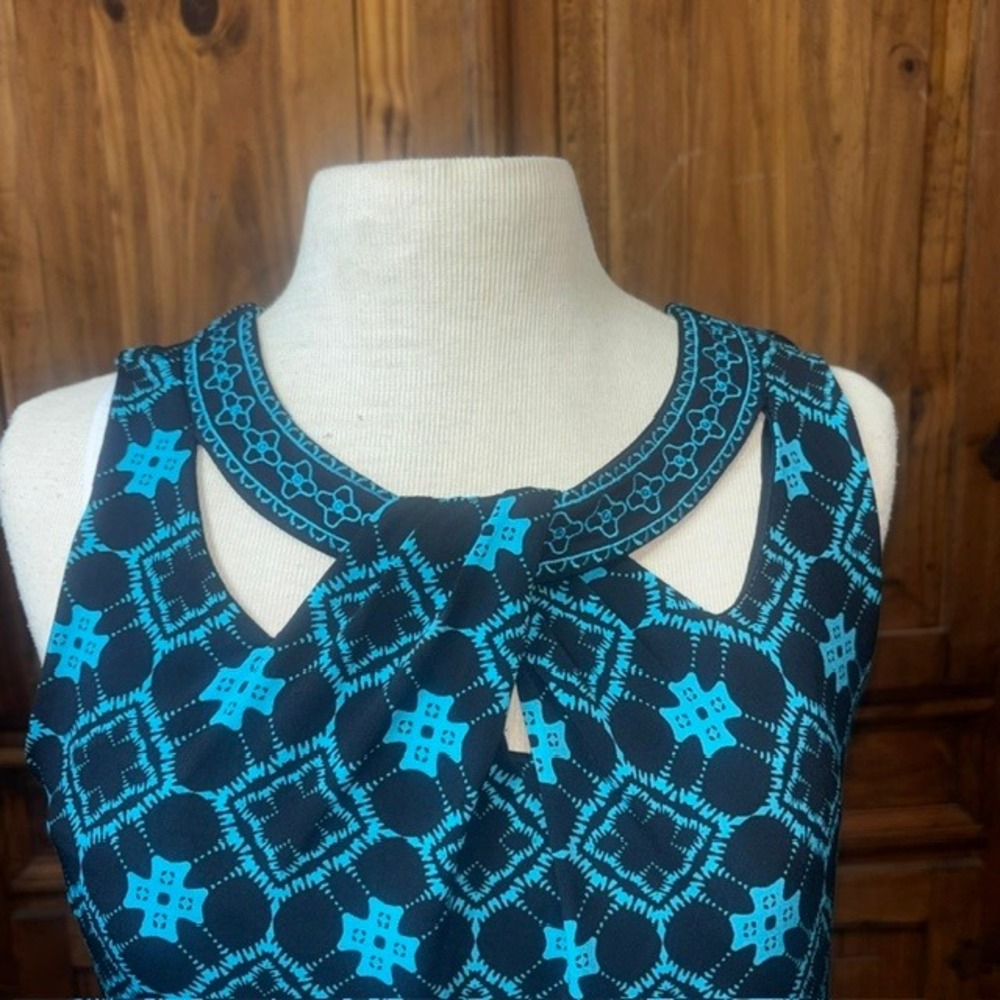 NWT Magnolia Grace Larsyn Embroidered Knit Dress Black Teal Petite Medium NWT - Picture 3 of 9